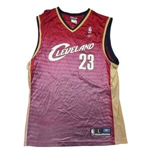 VTG NBA Reebok Lebron James Cleveland Cavaliers Red Basketball Jersey Men's L